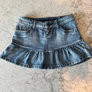 Vintage jeanskjol - Supergullig jeanskjol💗