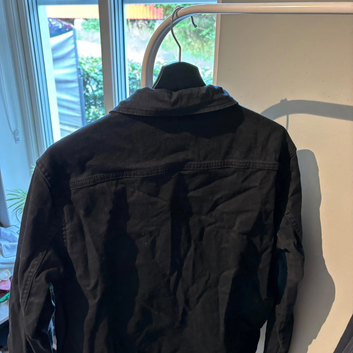 Svart overshirt från Zara  - 1