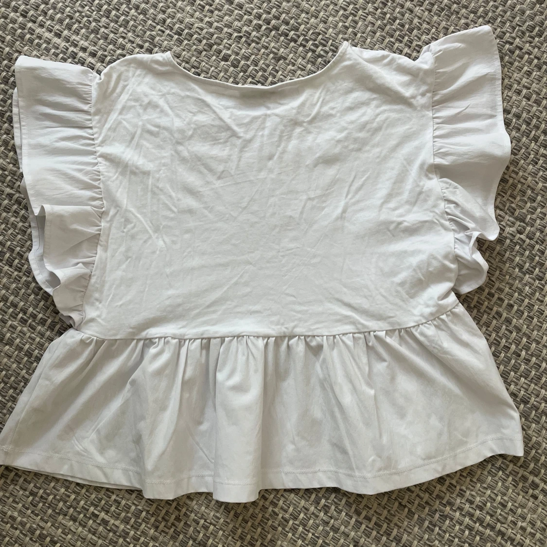 Vit volangblus från Reserved XS - 1