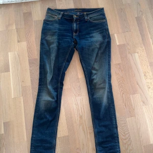 Nudie jeans  - Nudie jeans i mycket bra skick! Modell Grim Tim storlek 31/32