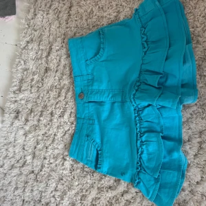 Sommar kjol - Så fin kjol som jag köpt secondhand! Väldigt bra skick!!