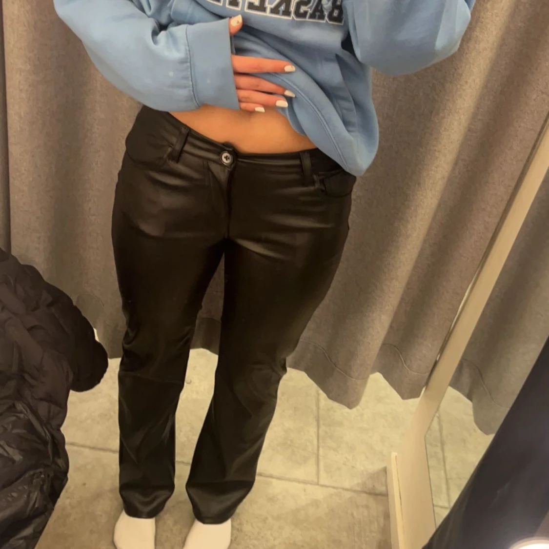 Svarta skinnbyxor Bikbok - 2