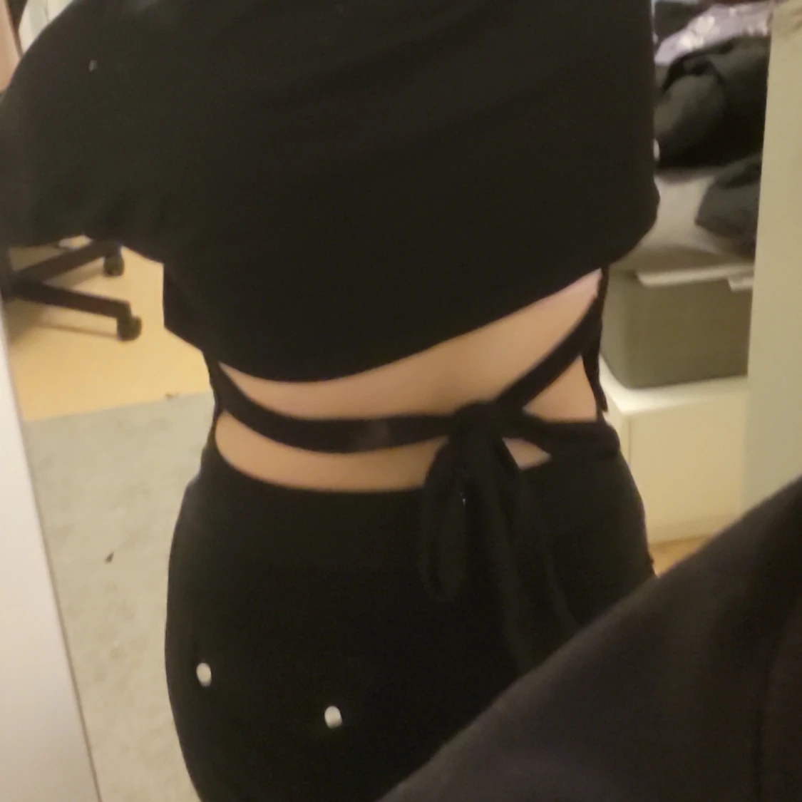 Svart topp från Nelly - 1