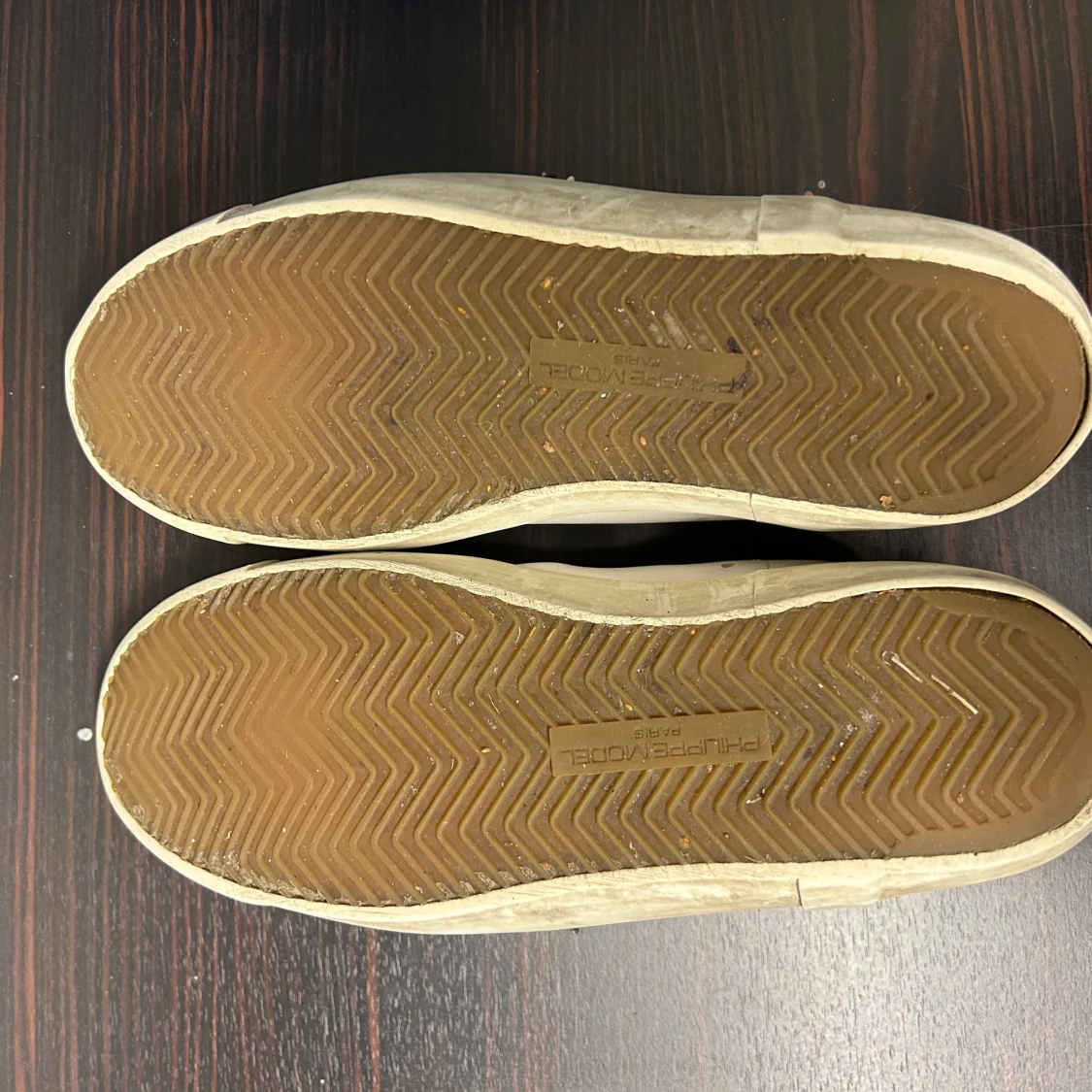 Vita sneakers från Philippe Model - 3