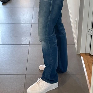 Diesel jeans - Deiseljeans helt nya! Stretch material sitter skit bra!