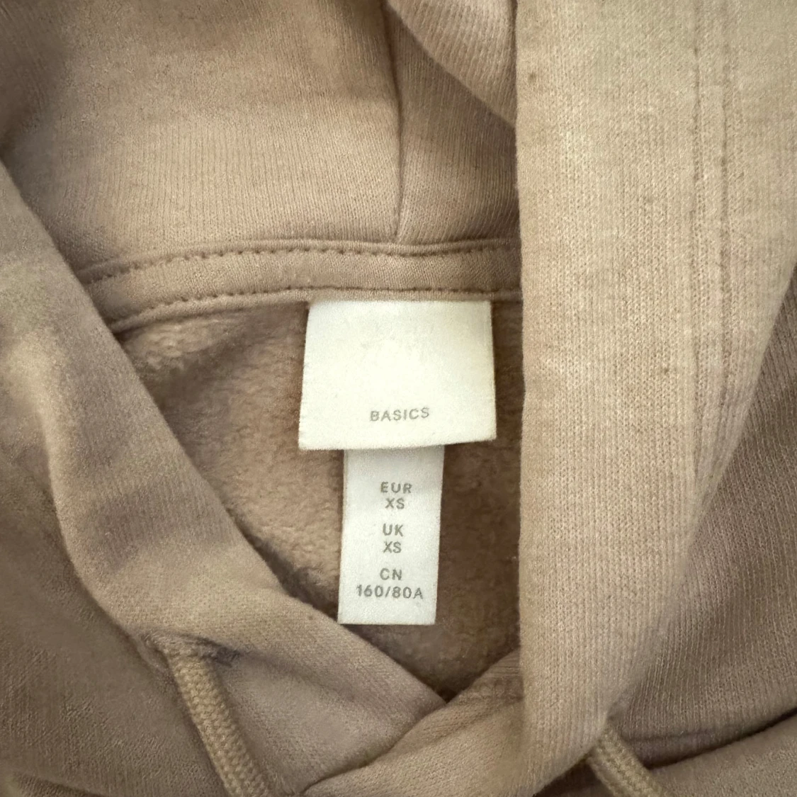 Beige hoodie från HM Basics - 1