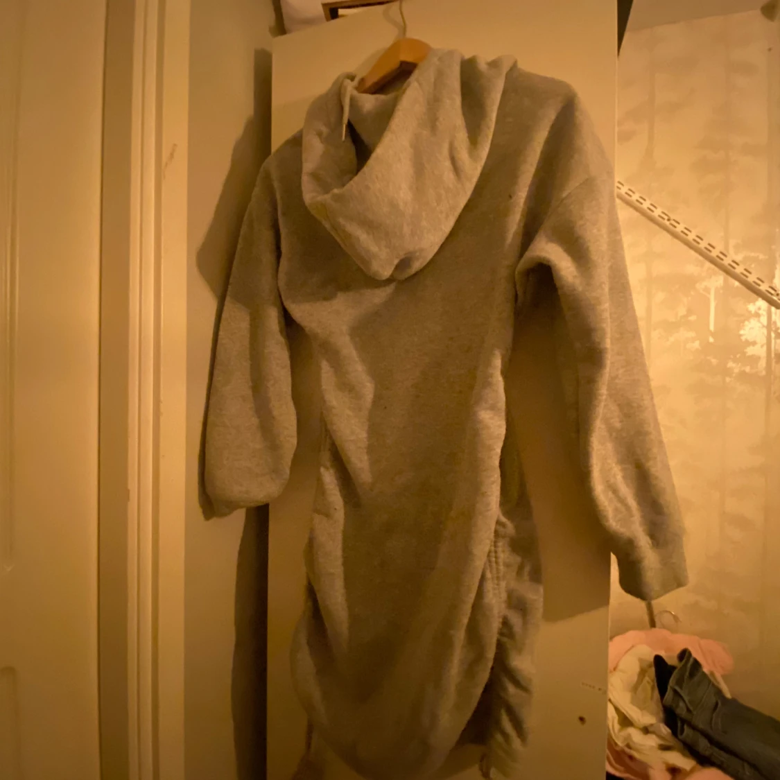 Grå lång Hoodie/klänign  - 1