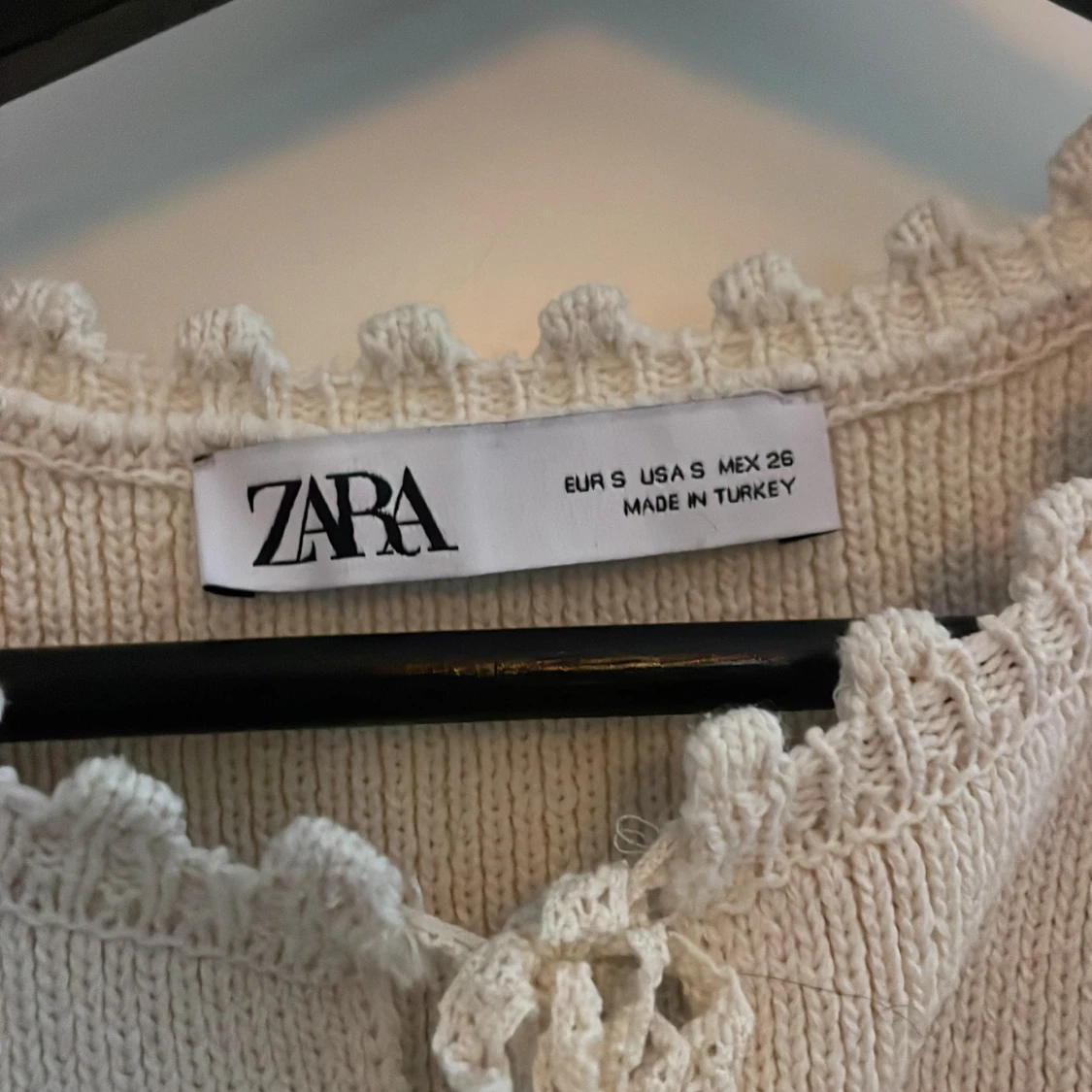 Benvit blus ifrån Zara - 2