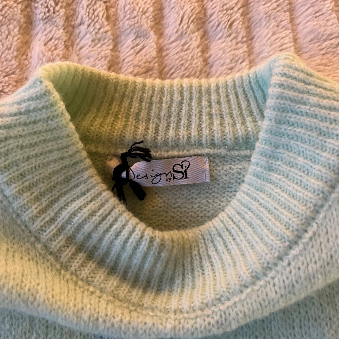 Mintgrön ärmlös topp från Design by Si - 3