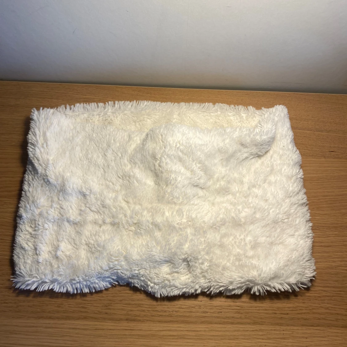 Vit halsduk från H&M - 2