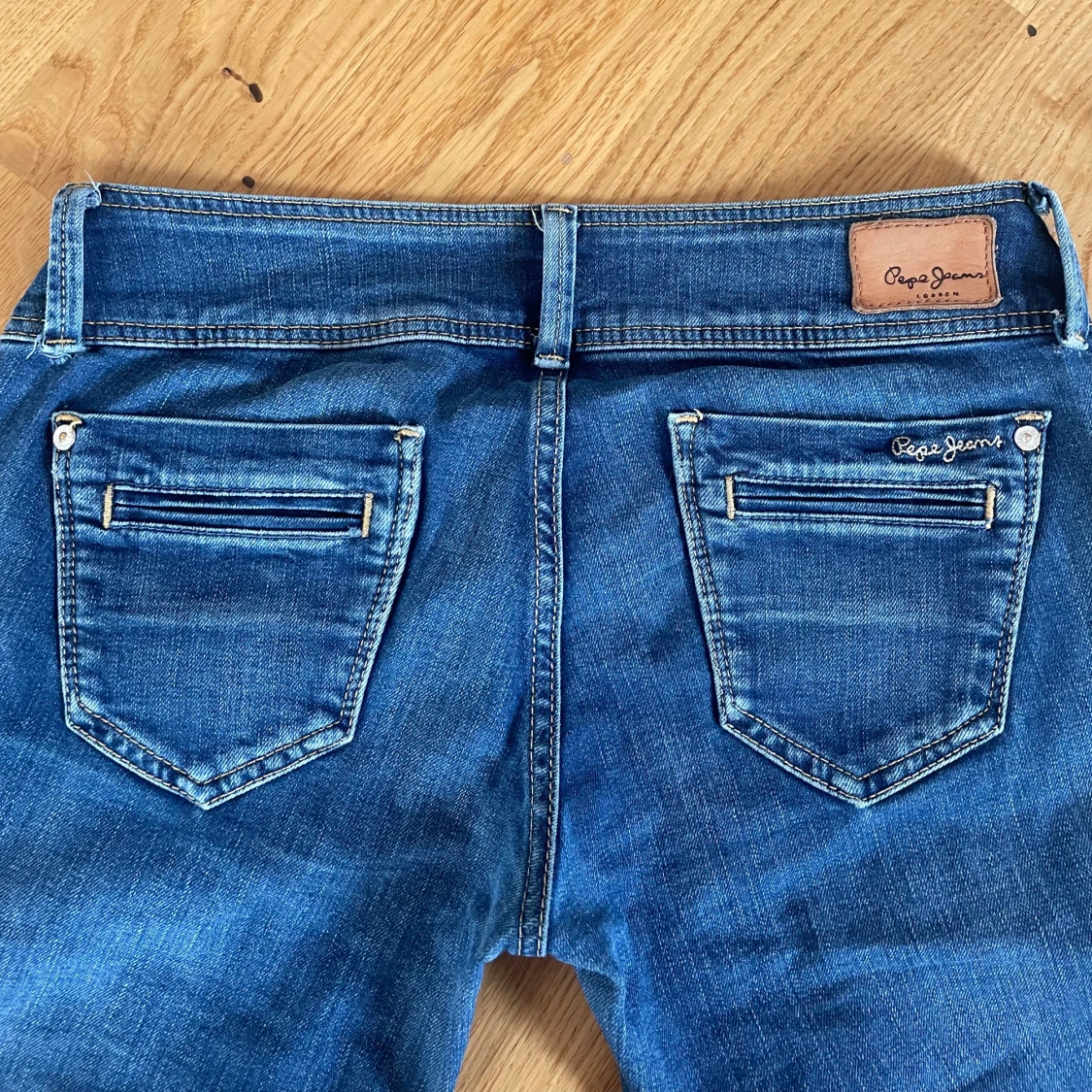 Low waist jeans från pepe - 2