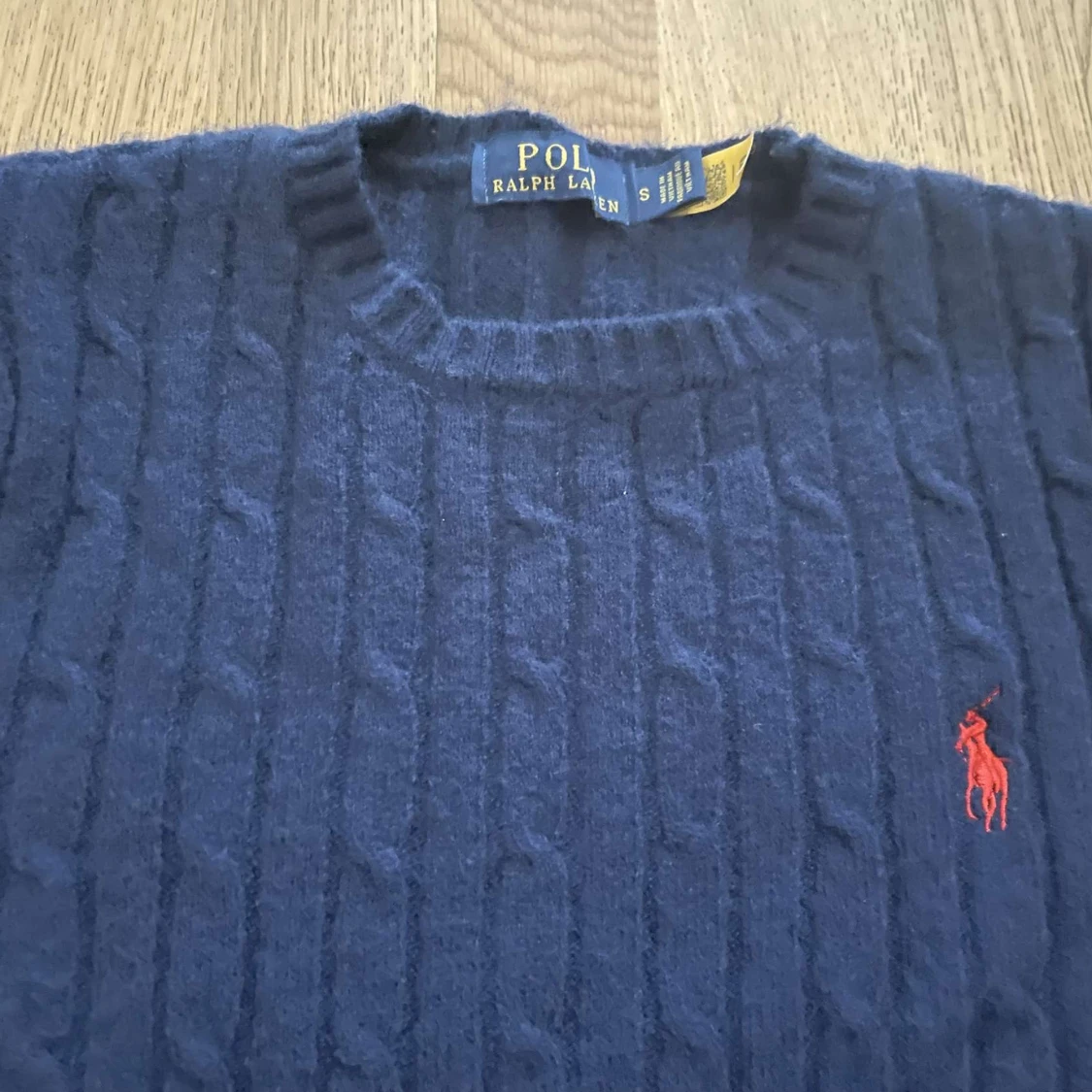 Mörkblå stickad tröja från Ralph Lauren - 1