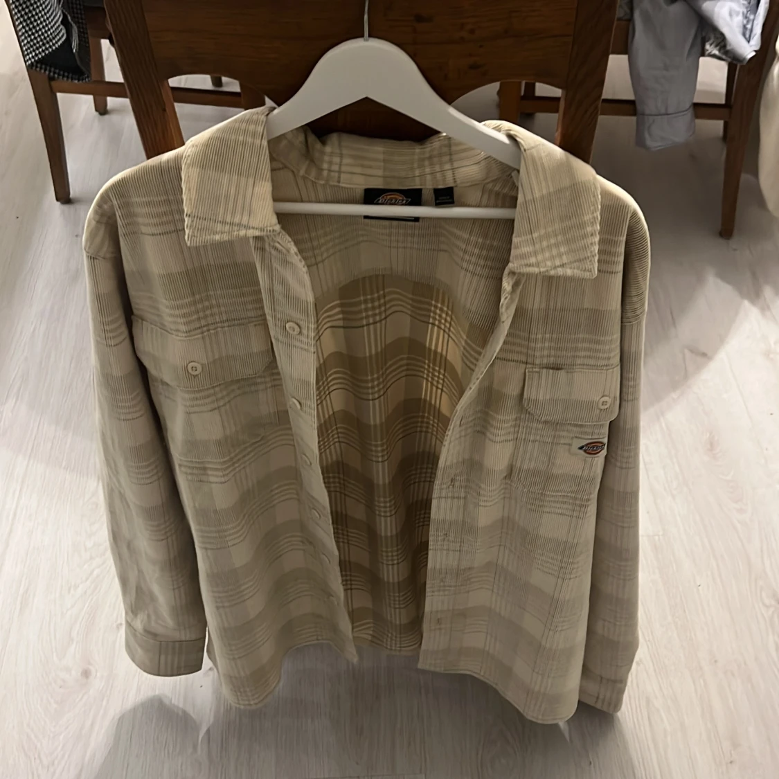 Beige rutig overshirt från Dickies - 1