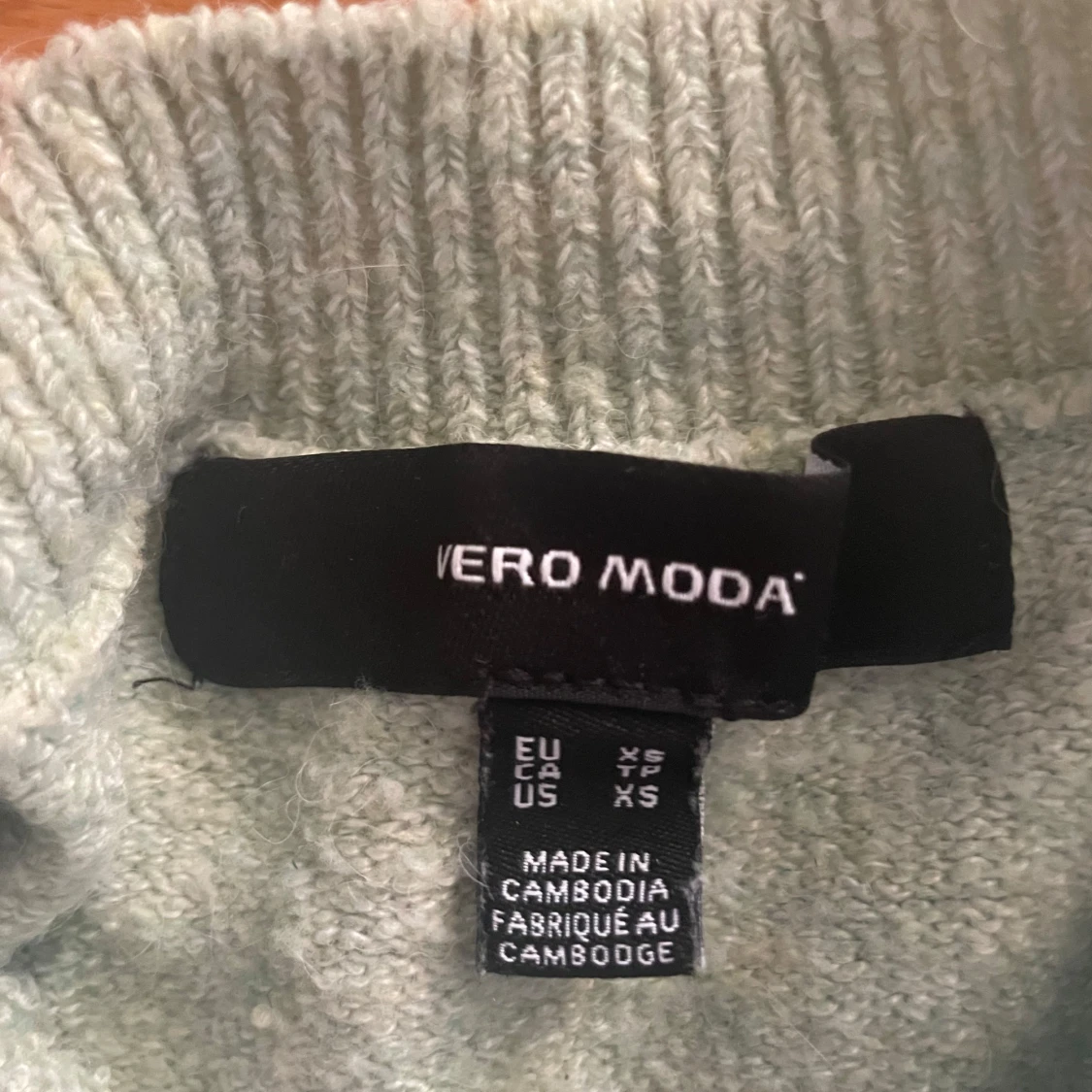 Ljusgrön stickad tröja Vero Moda - 1