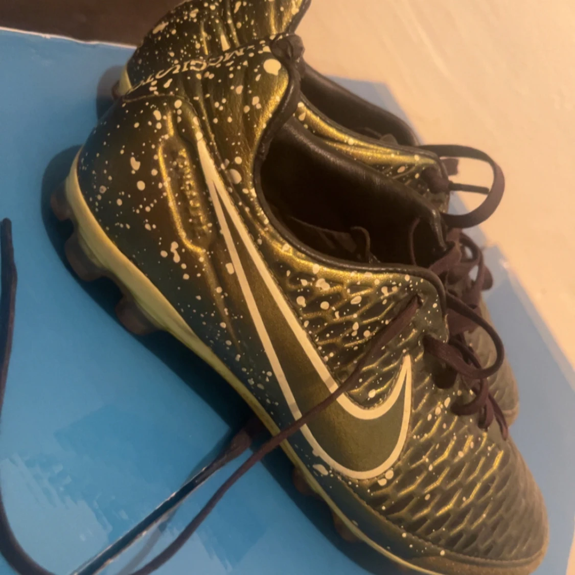 Nike Magista fotbollsskor svart/guld - 1