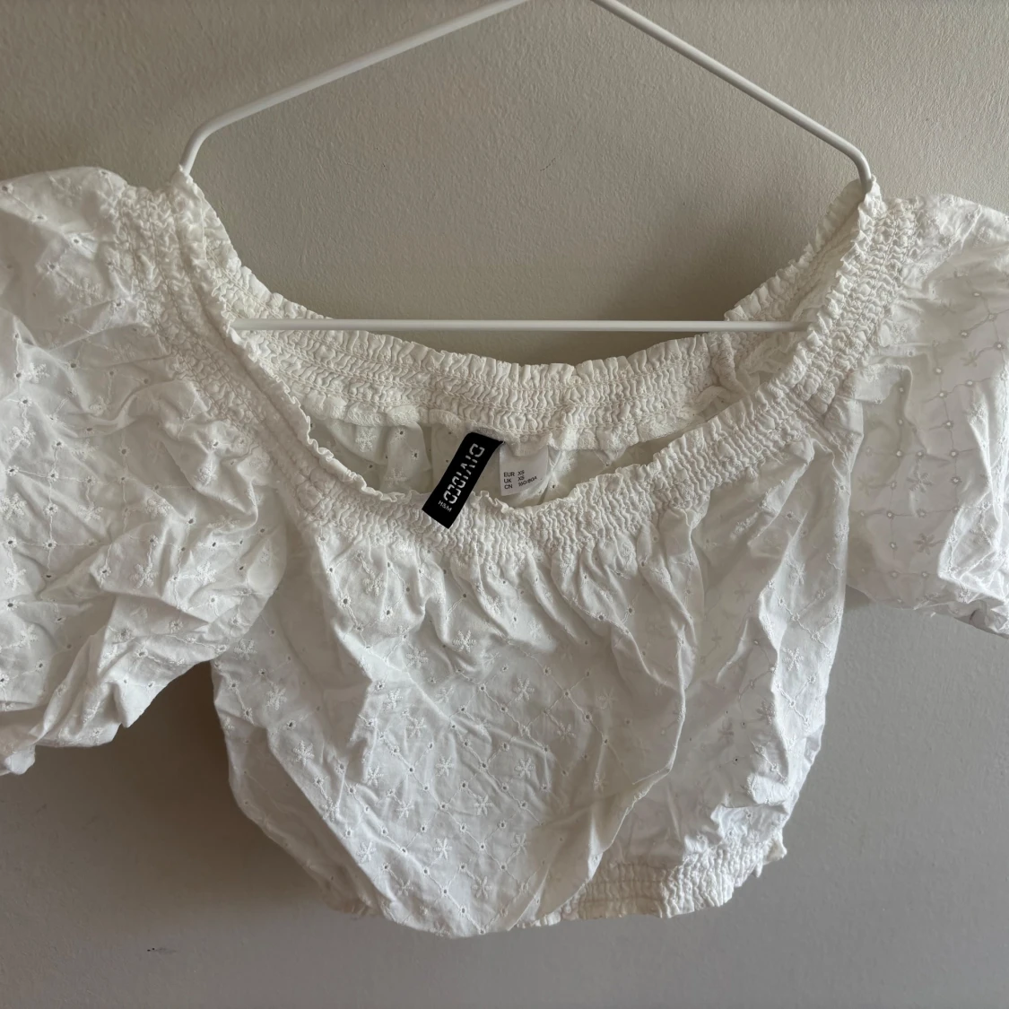 Vit broderad bolerotopp H&M Divided XS