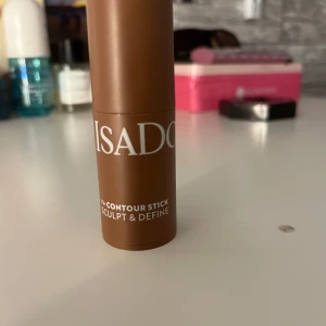 Isadora bronzerstick  - Isadora bronzerstick,färg 36 warm mocha ,fel färg för mig ,knappt använd