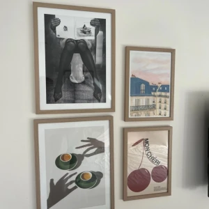Posters - Fyra helt oöppnade posters från desenio då jag råkade beställa två gånger. 40x30cm och 20x30cm