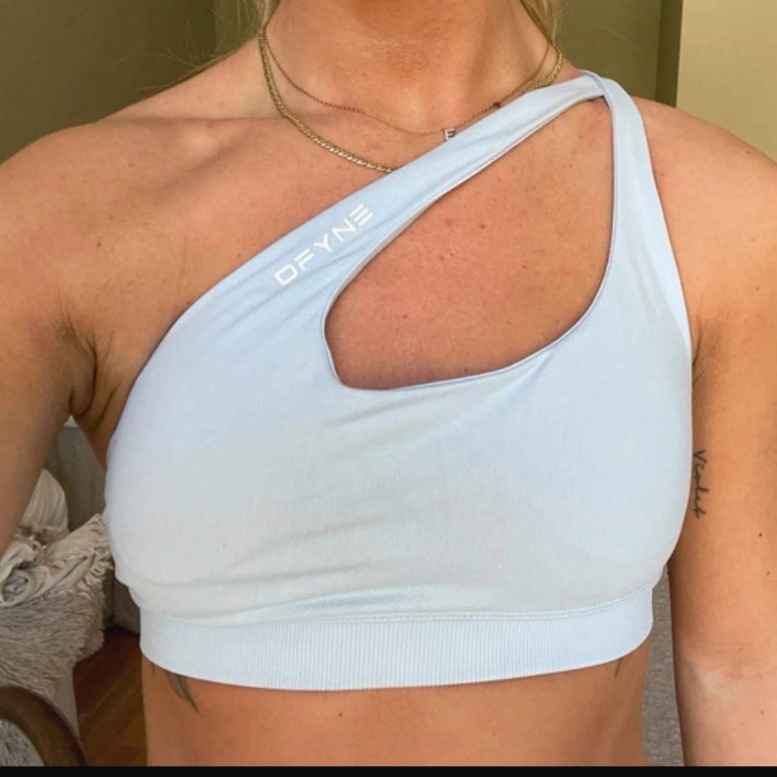 Ljusblå one shoulder sport-bh DFYNE - 1