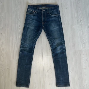 Nudie Selvedge Jeans - Tja säljer nu ett par Nudie Jeans i modellen Lean Dean i storlek W28/L30 för endast 459kr! Pris är ej hugget i sten, hör av er i dm vid funderingar 🙌