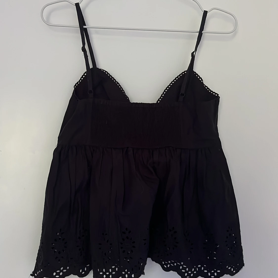 Svart blus från BikBok - 1