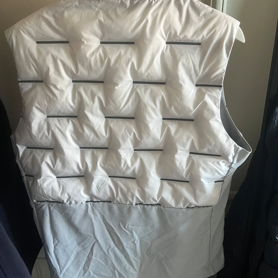 J Lindeberg väst - 1