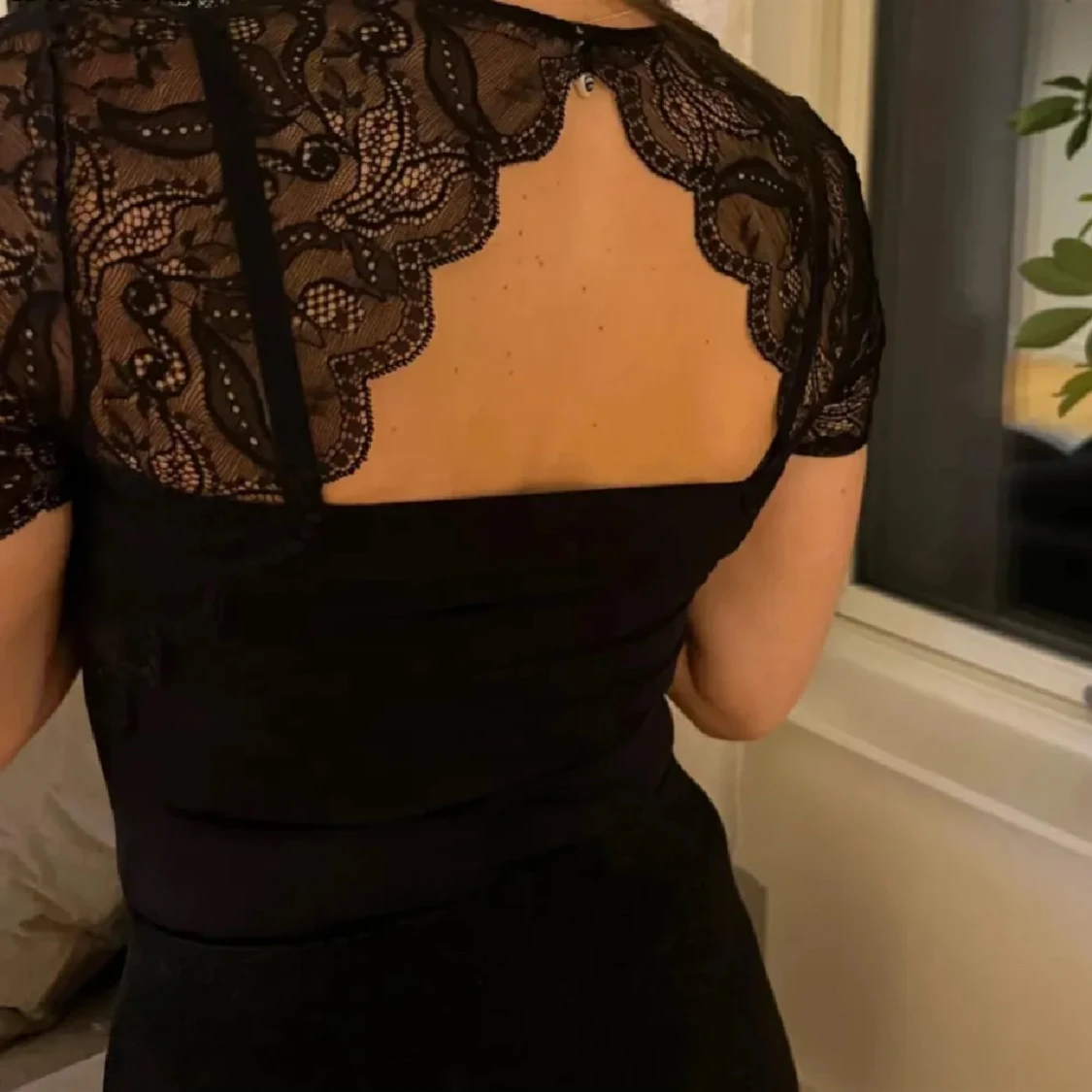 Svart spetsbody från Pieces - 1