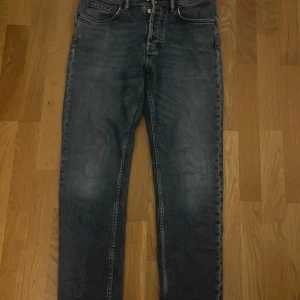 Acne blå konst jeans - Fina jeans, inga defekter, snygg wash