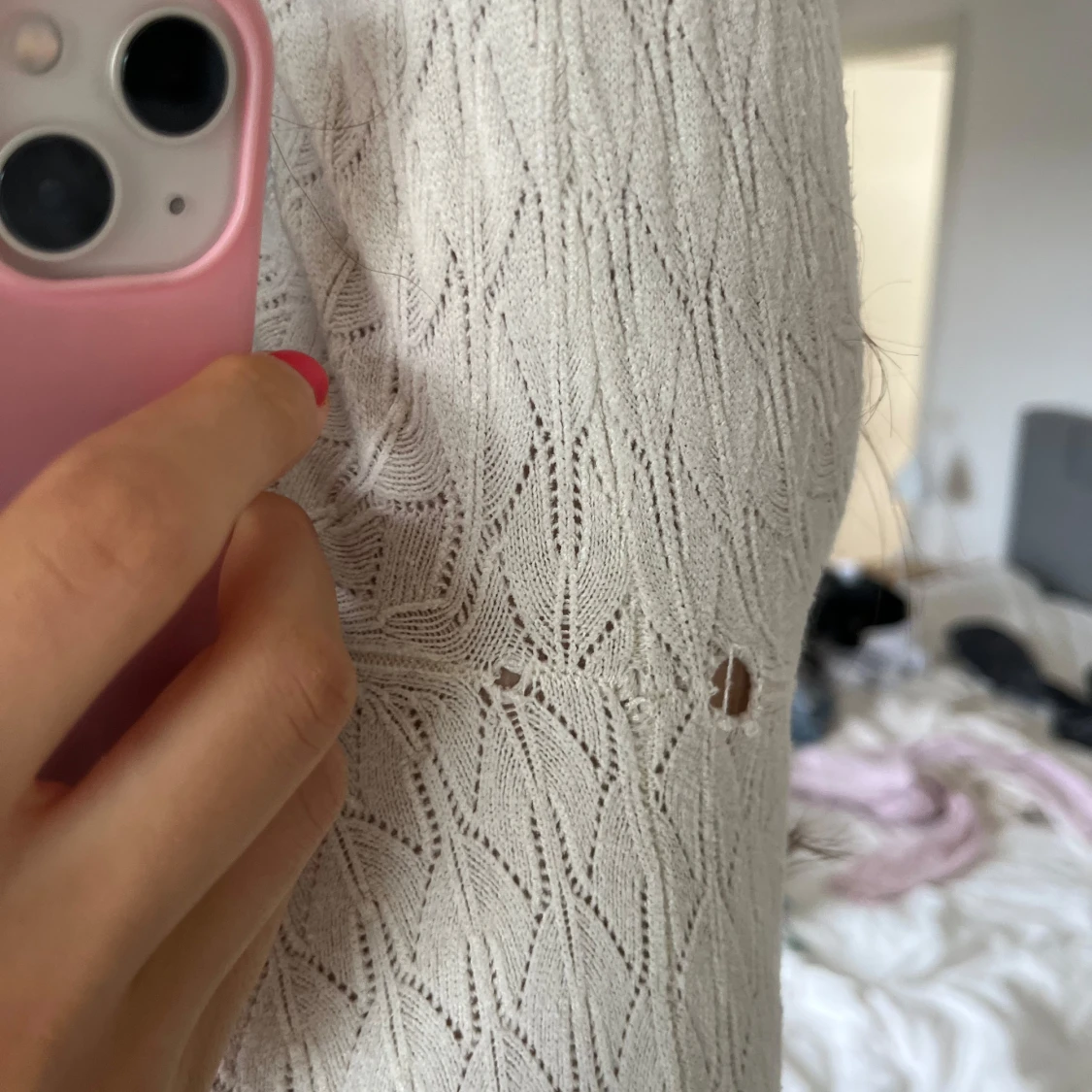 Vit stickad långärmad tröja - 1