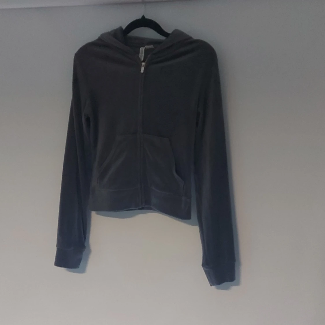 Mörkgrå hoodie från H&M Divided XS