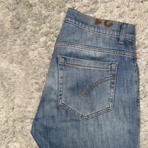 Dondup George Jeans - | Condition: 10/10 | Color: Blue | What is included: Jeans, Recipe and tag | Retail price: 3 799kr |