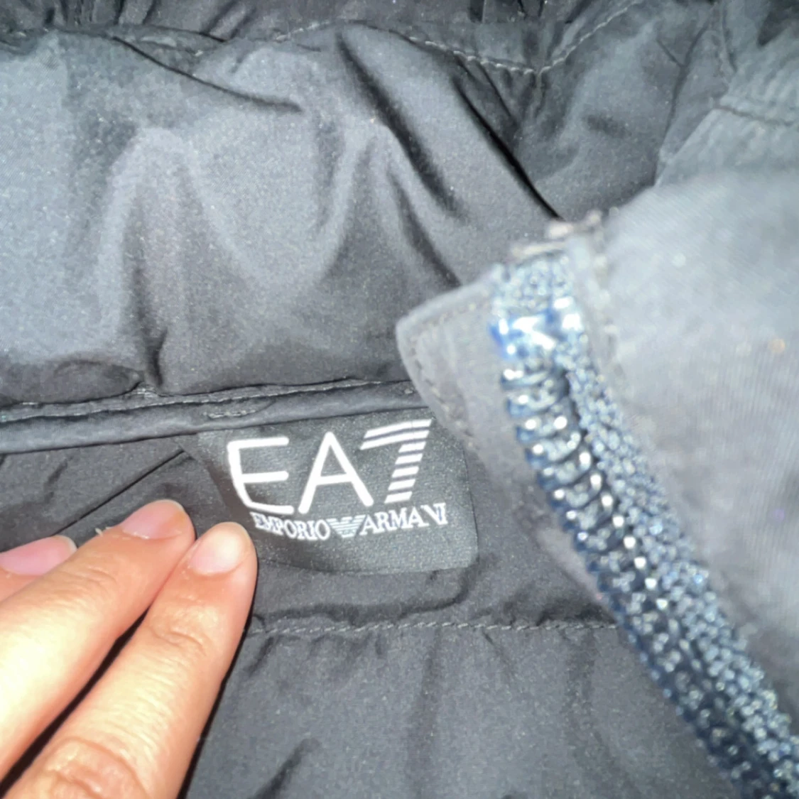 Svart dunjacka från EA7 Emporio Armani - 1