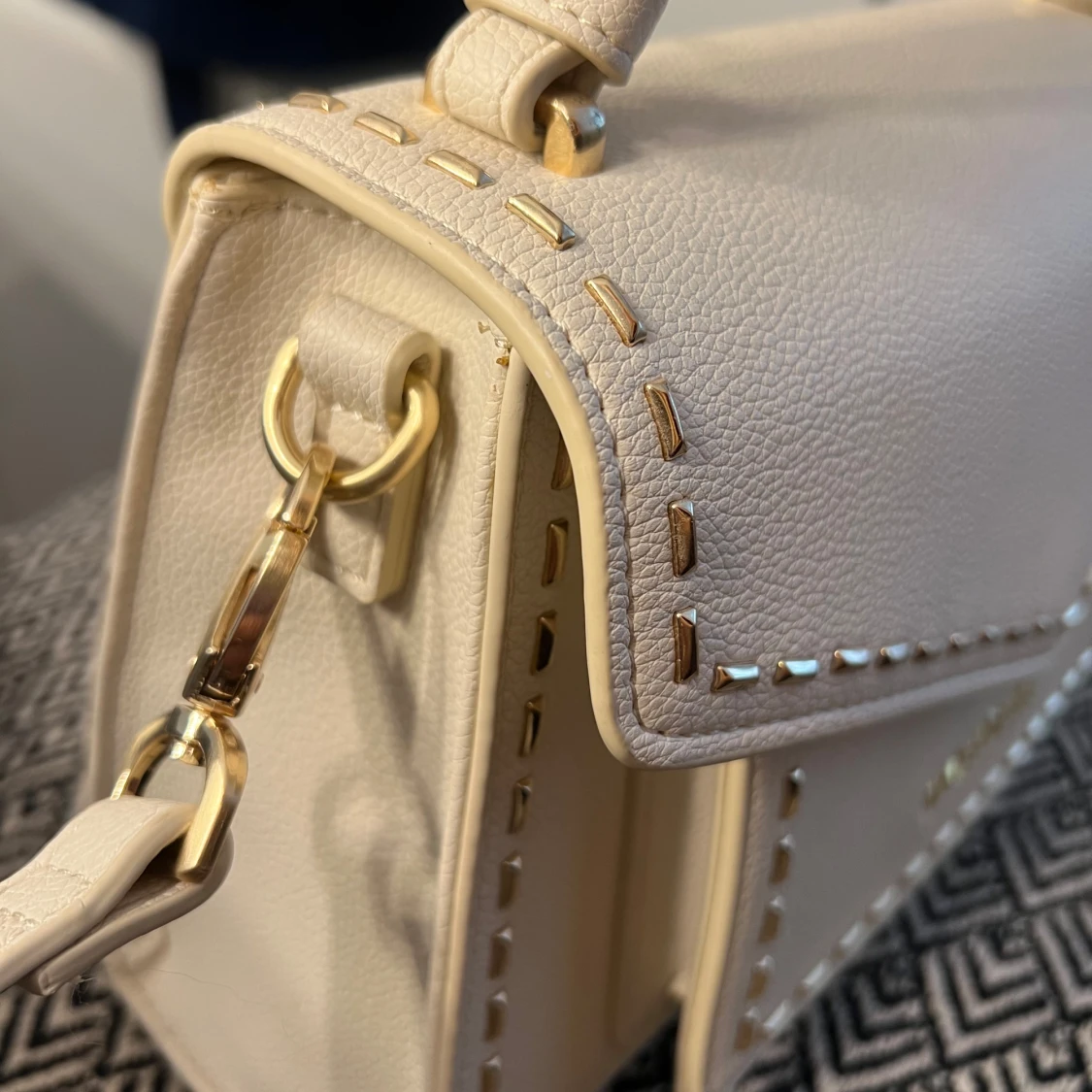 Vit axelväska från Valentino i skinn - 3