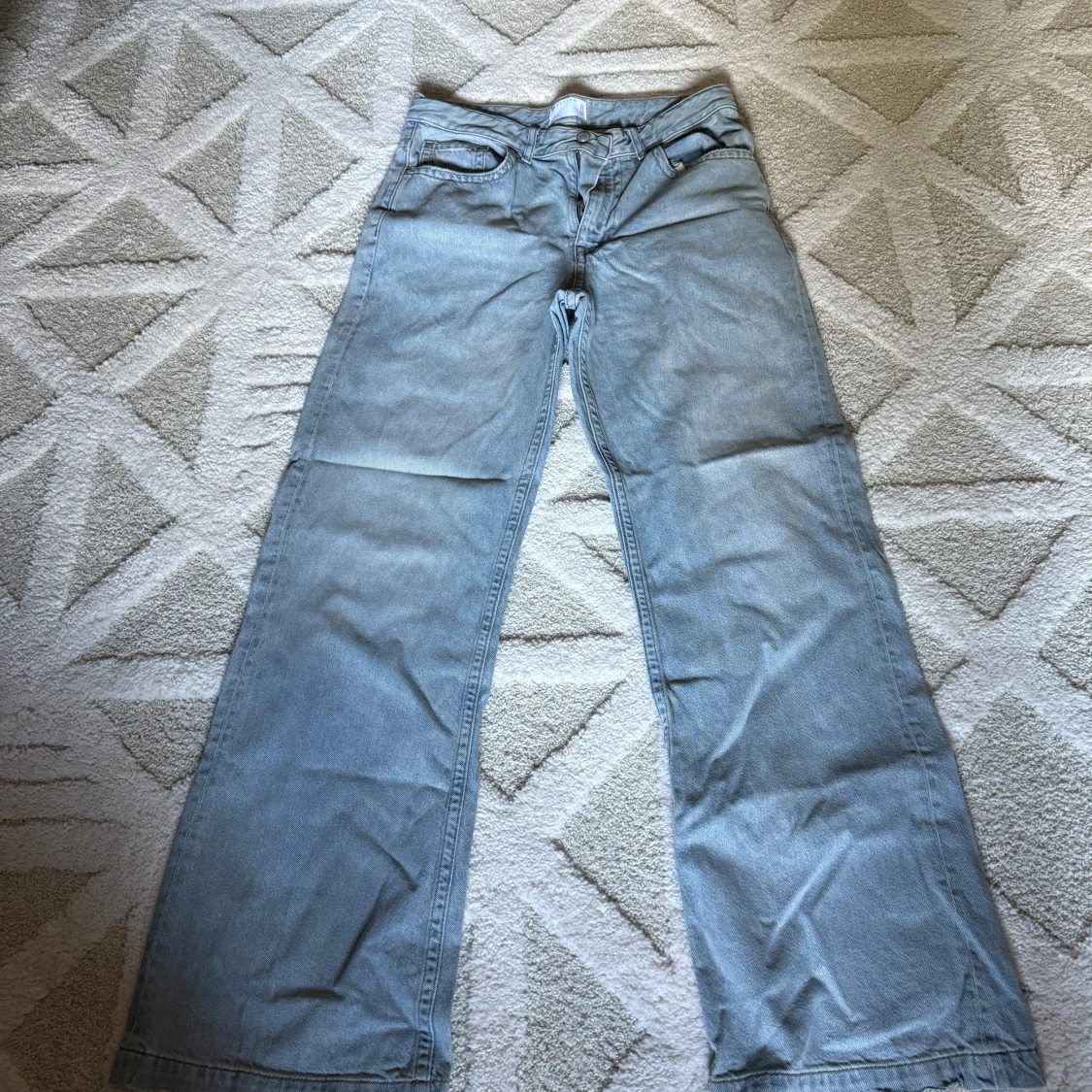 Ljusblå wide jeans från ASOS DESIGN