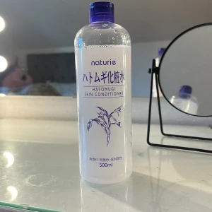 Naturie Hatomugi Skin Conditioner - Säljer denna toner mycket kvar