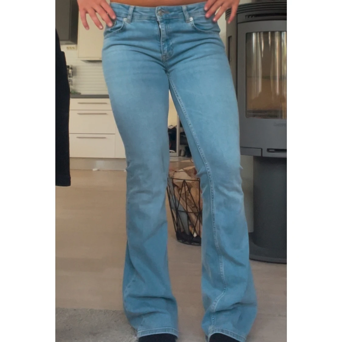 Bootcut jeans från 157 i ljusblå denim