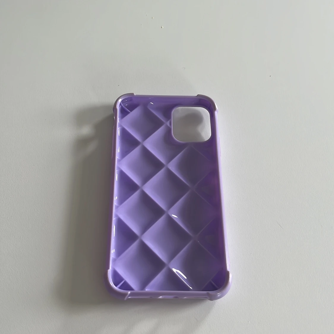 Lila mobilskal IPhone 11 - 1