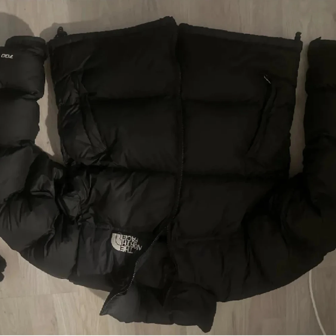 Svart pufferjacka från The North Face - 1