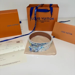 Louis V bälte - Säljer en helt ny bälte. Finns fler spännande varor på profilen!!