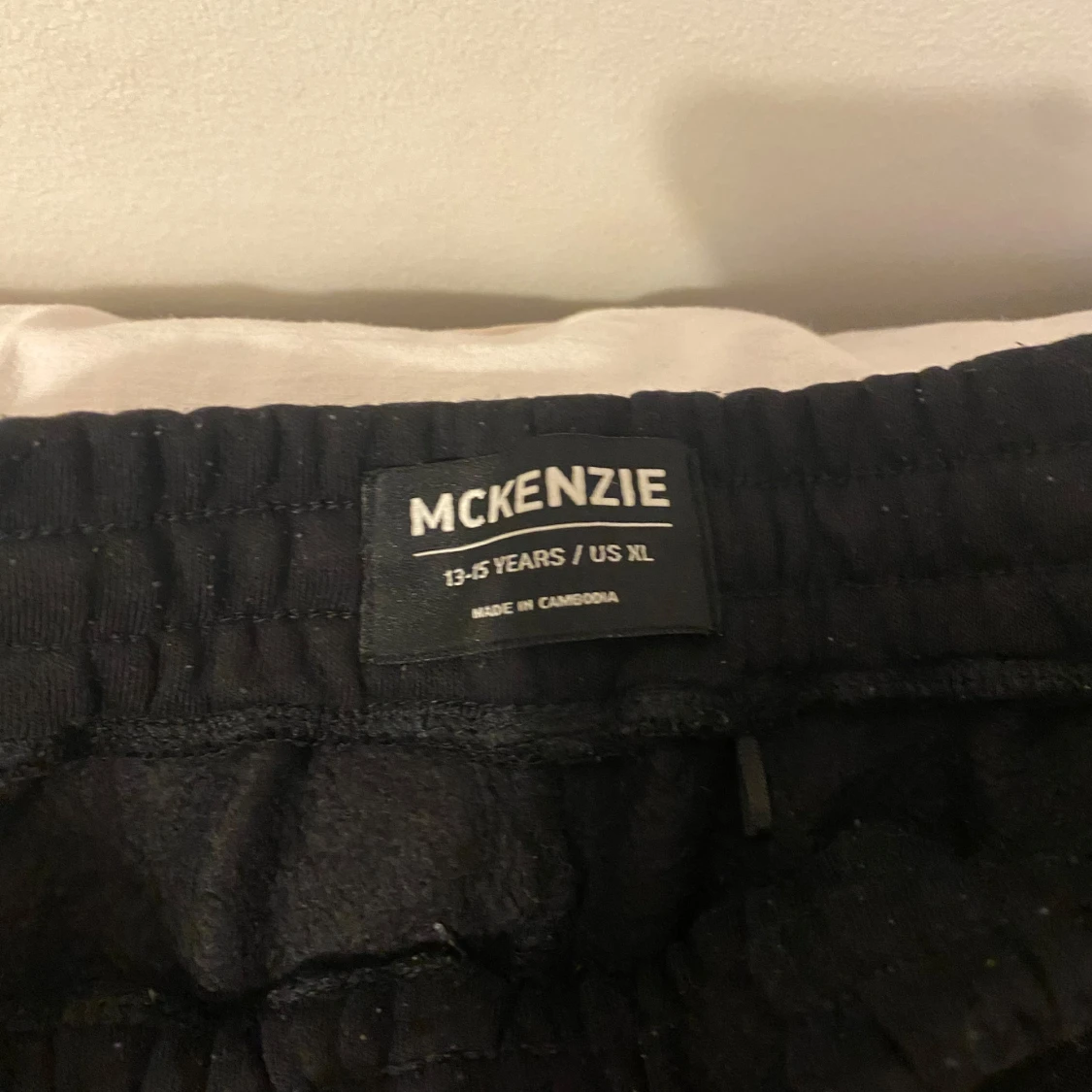 Svarta mjukisbyxor från McKenzie XL - 3