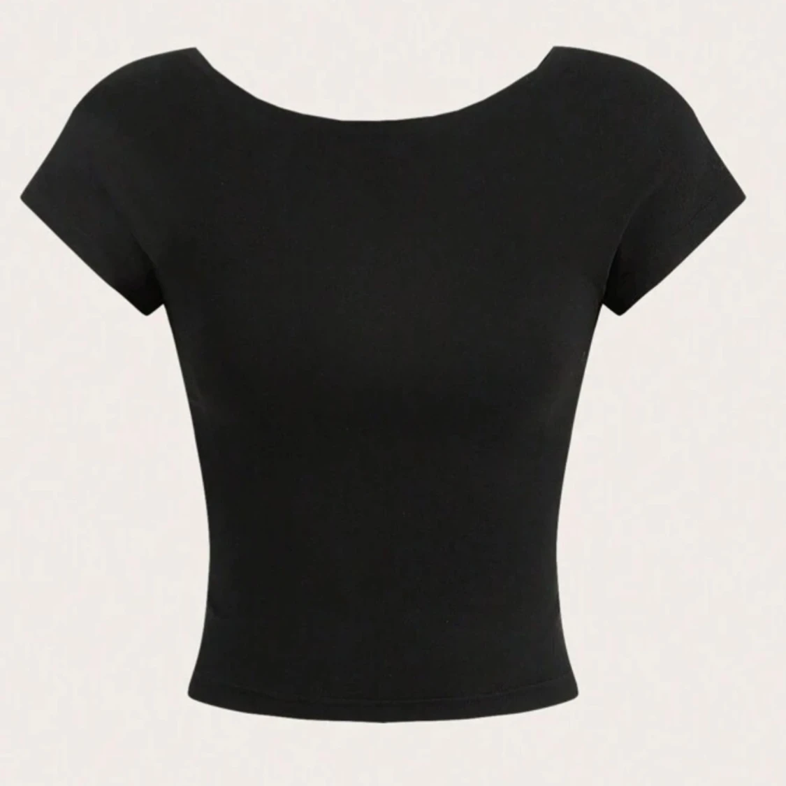 Topp med öppenrygg - 1