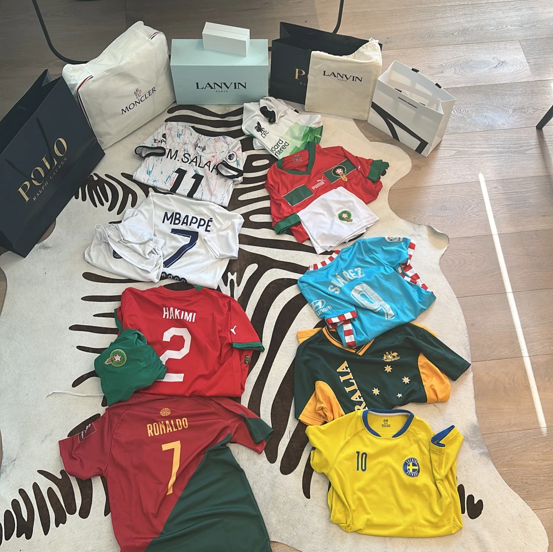 Olika fotbolls tröjor! - 1