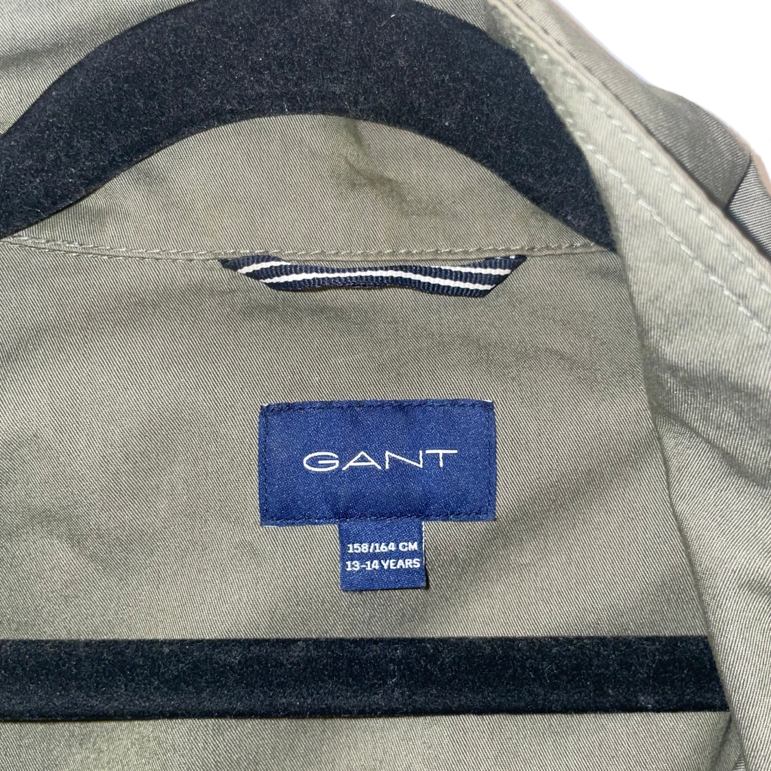 Olivgrön parkajacka från Gant - 2