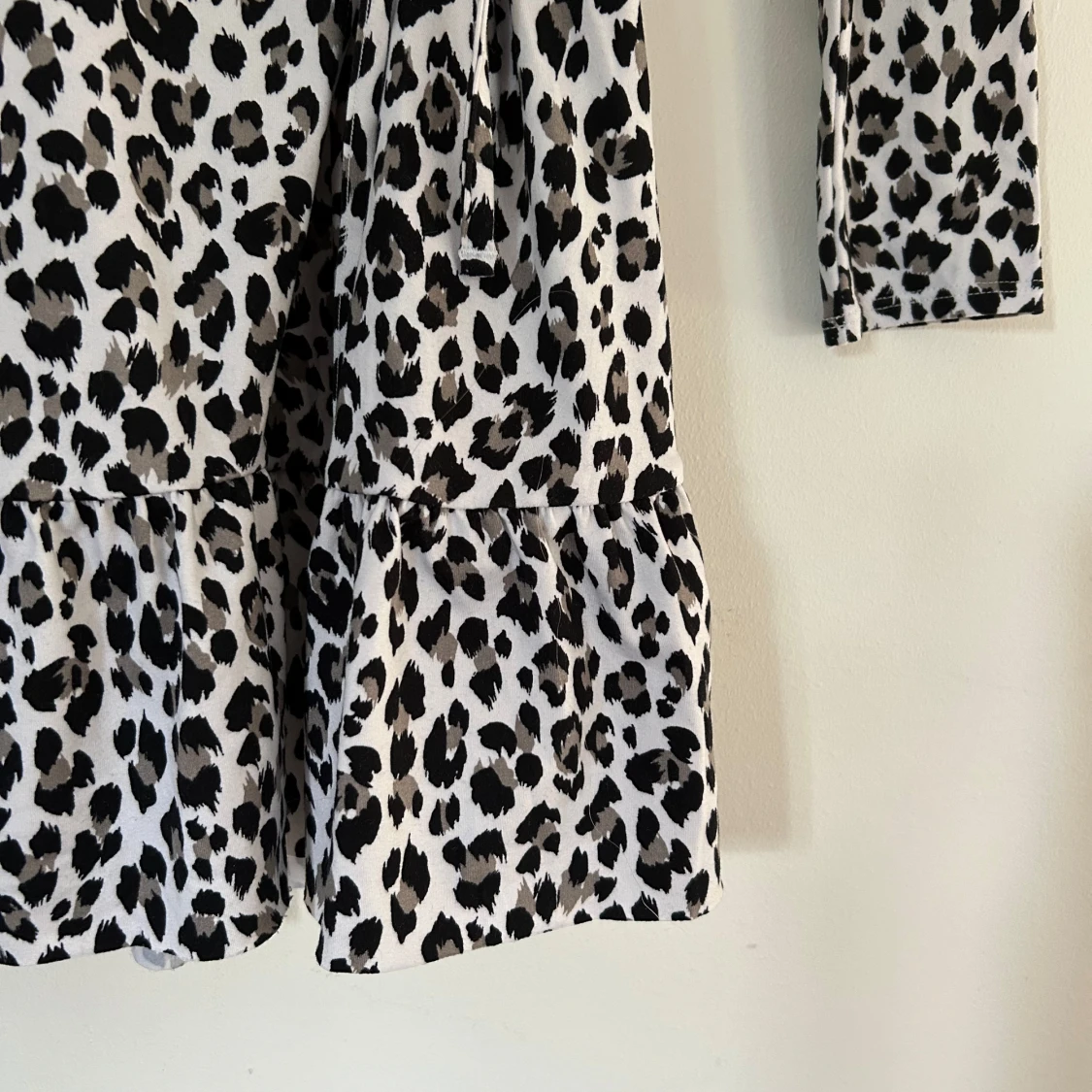 Leopardmönstrad omlottklänning från H&M - 2