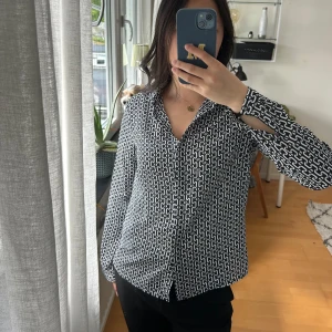 Mönstrad skjorta Stockholm LM - Använd någon enstaka gång 