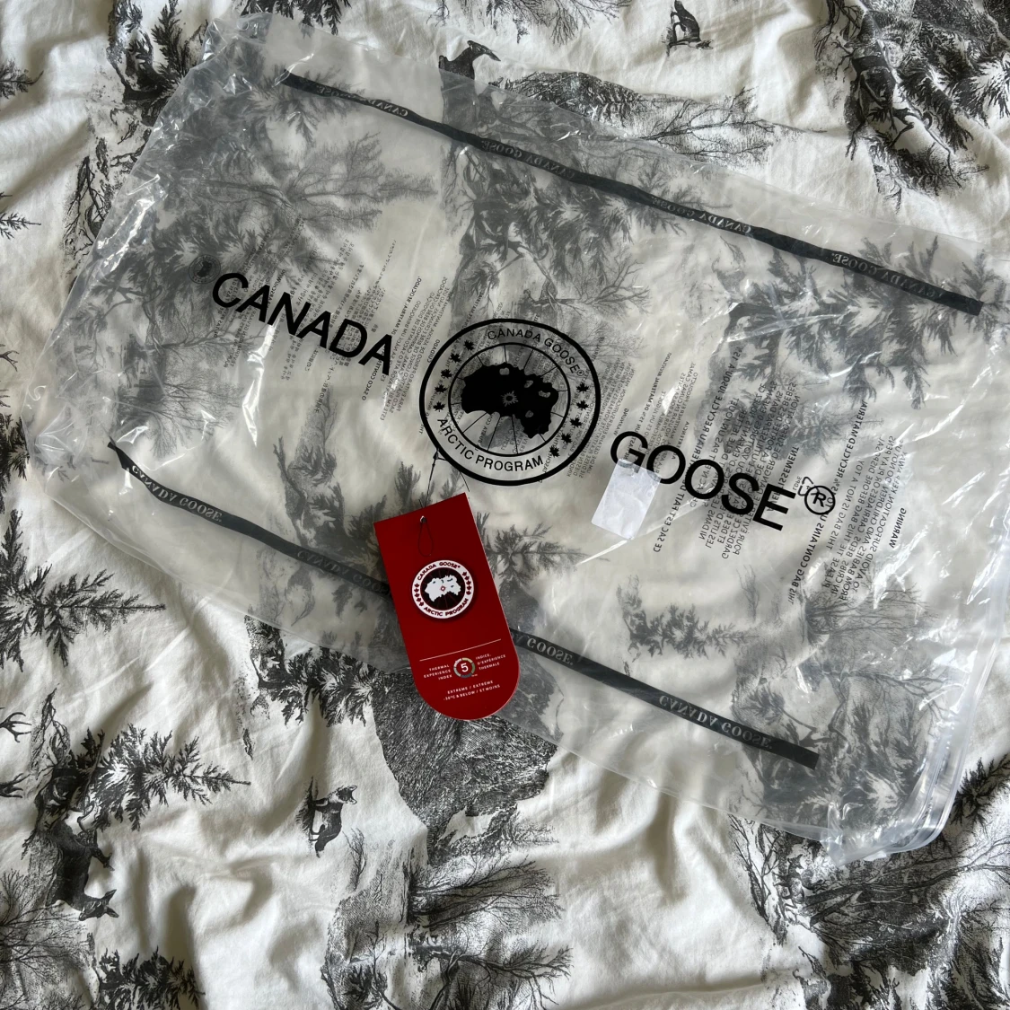 Svart dunväst från Canada Goose - 3