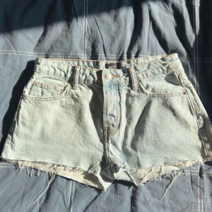 Lågmidjade shorts - Lågmidjade shorts, aldrig använd