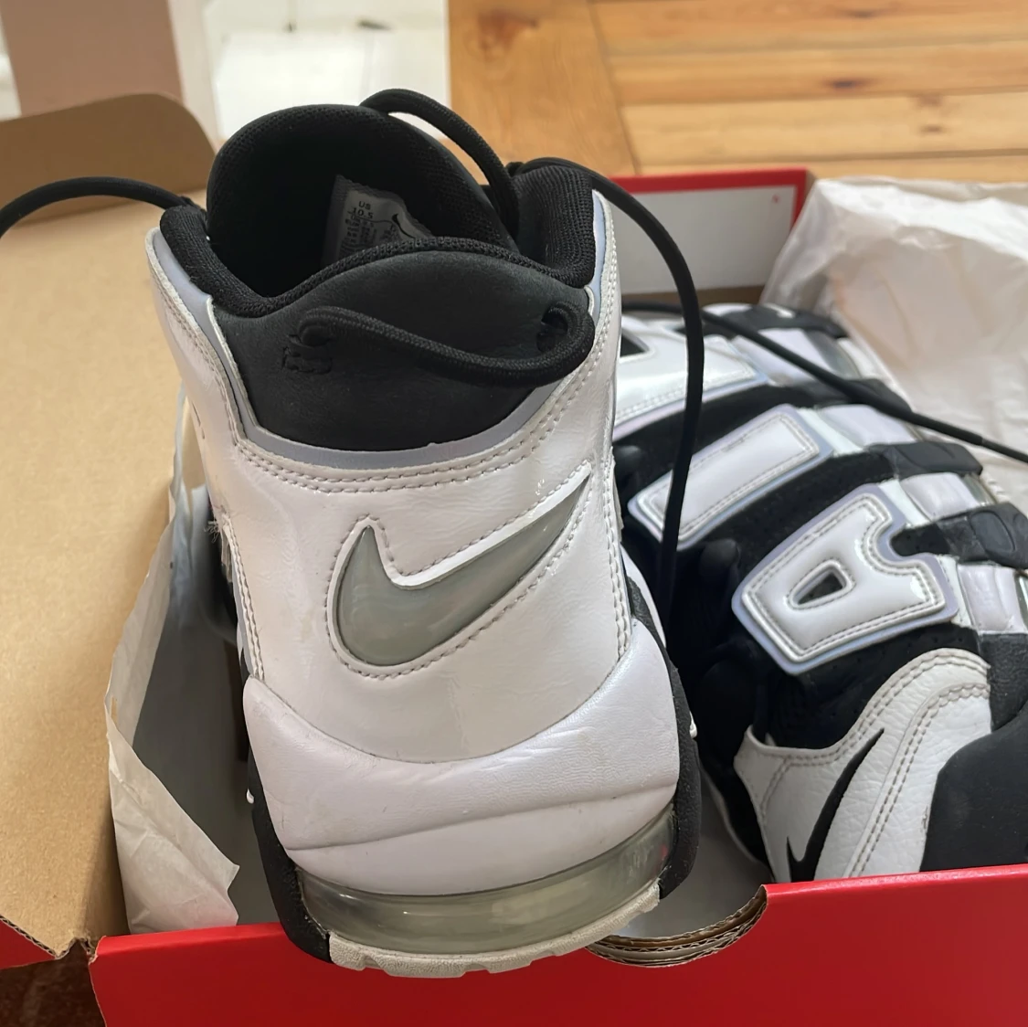 Nike Air More Uptempo svart/vit 44,5 - 3