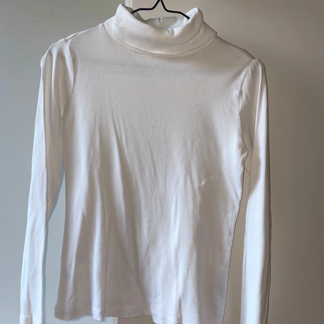 Vit polotröja från Esprit 🤍 - 2