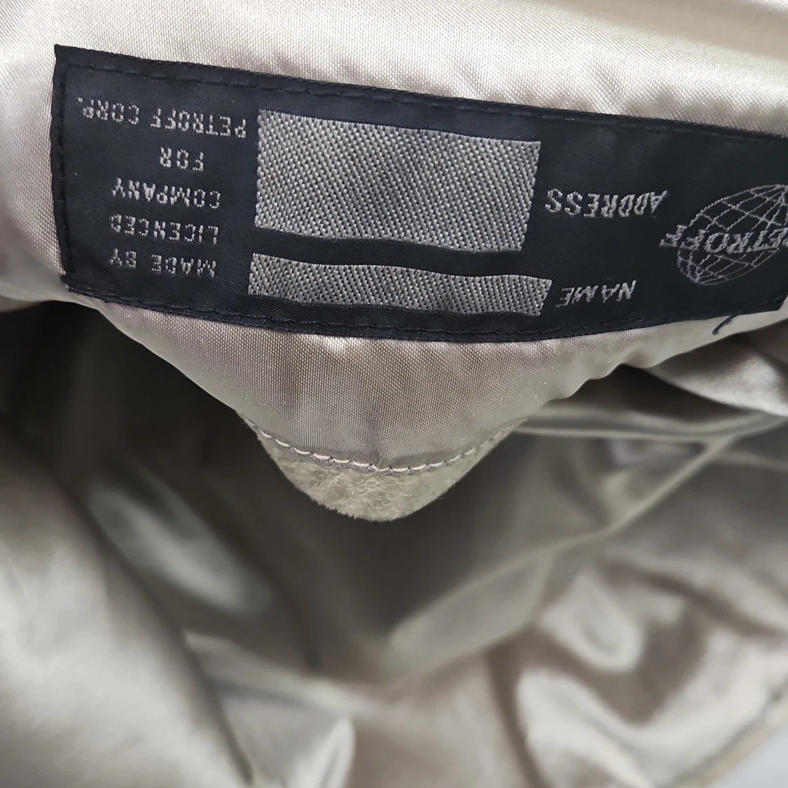 Beige skinnrock från Petroff, stl 42 - 4